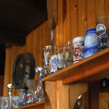 Gilde Panzio Bed & Breakfast Pilisvörösvár Bagian luar foto